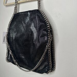 NWT Chic Fabella Style Tote Black Silver Metal Chain Leatherette Zip Snap